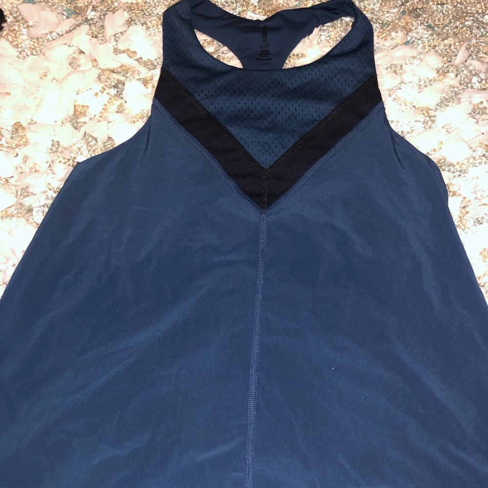 Active top attach with a  sports bra